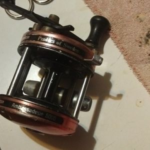 Ambassador 5000 product of sweden Reel is in excellent condition red in color